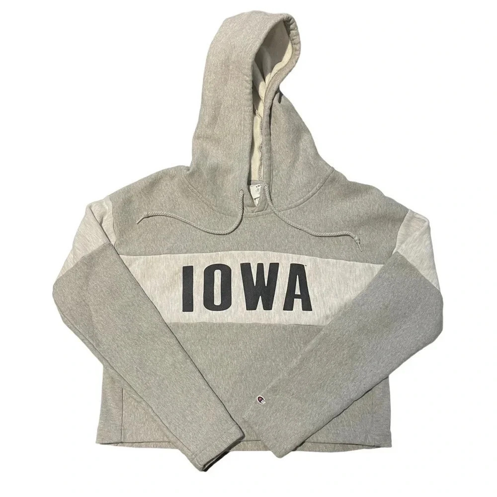 Vintage Champion hoodie sweatshirt, small. IOWA on front. Excellent condition.